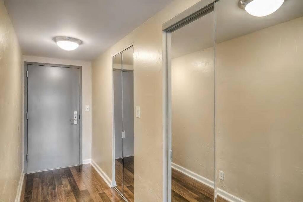 2 Bedroom Condo Heart Of Lodo W/Great View/Amenities DEN Exteriör bild