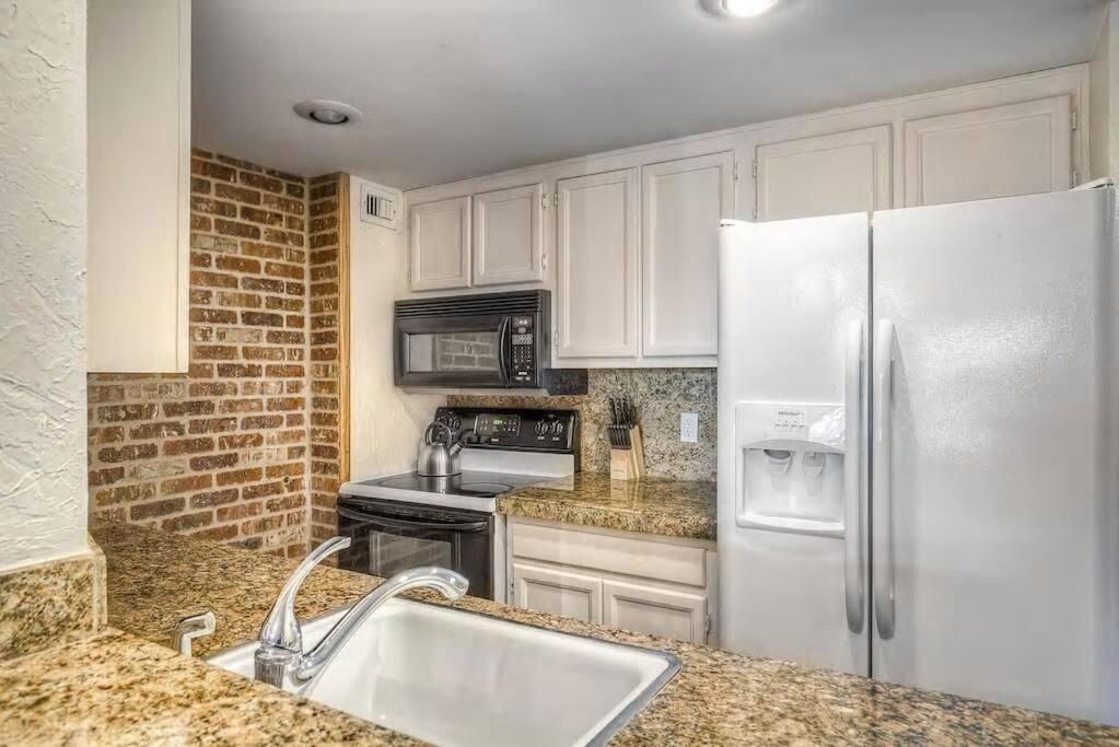2 Bedroom Condo Heart Of Lodo W/Great View/Amenities DEN Exteriör bild